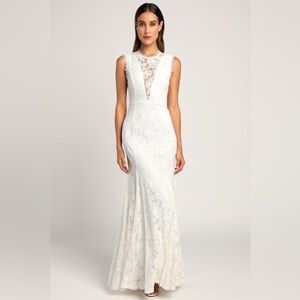 NWT Backless Lace Wedding Dress